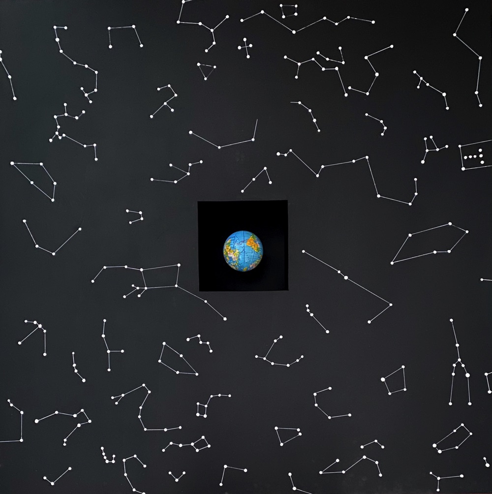 Que Pequeño Es El Mundo